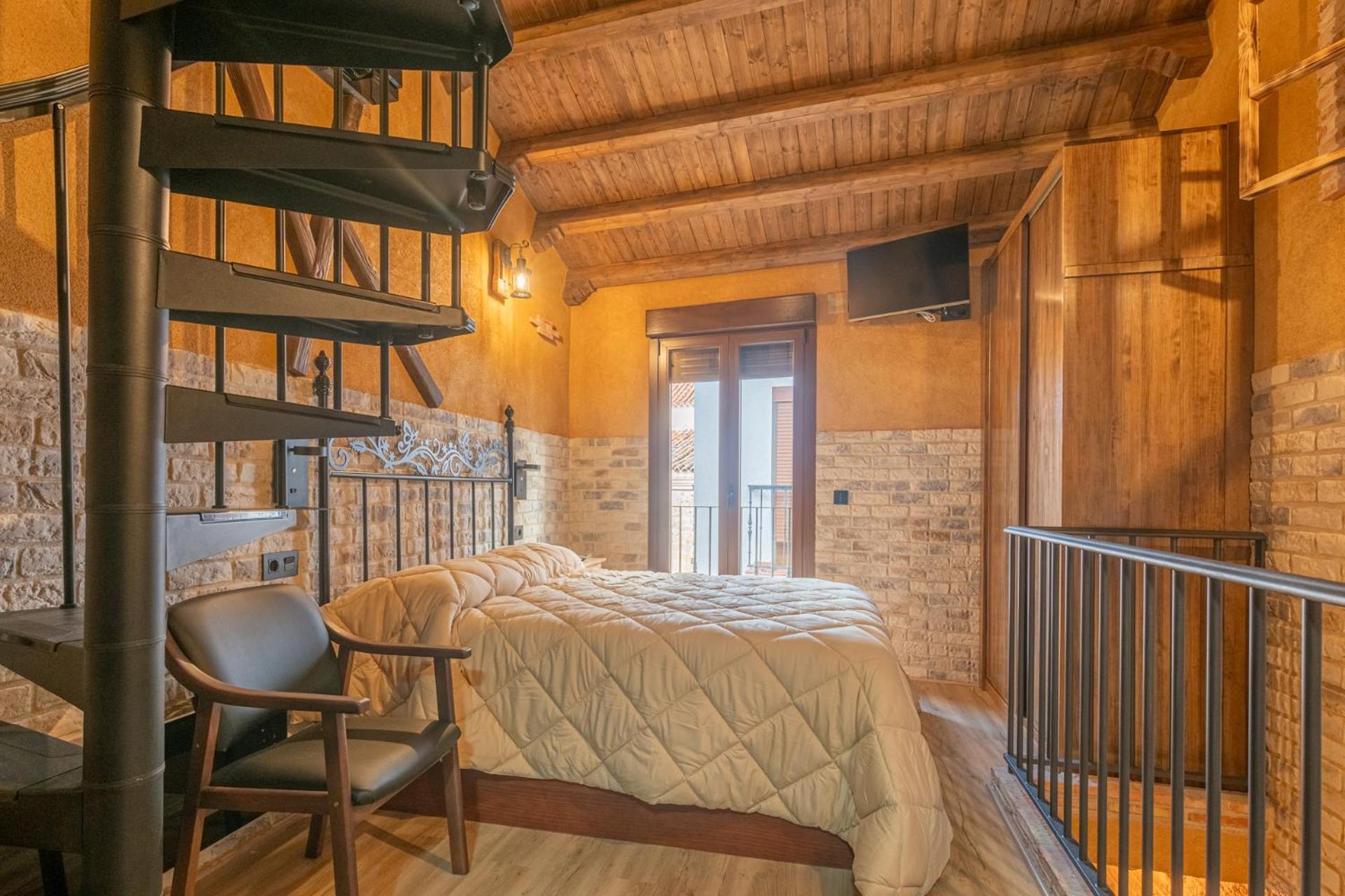 Apartamento Divino Morales Plasencia Exteriör bild
